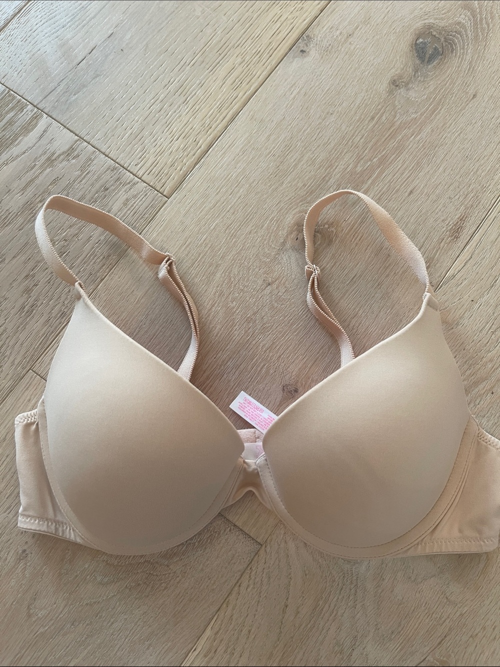 PINK Victoria's Secret wear everywhere underwire nude push-up Bra 36B